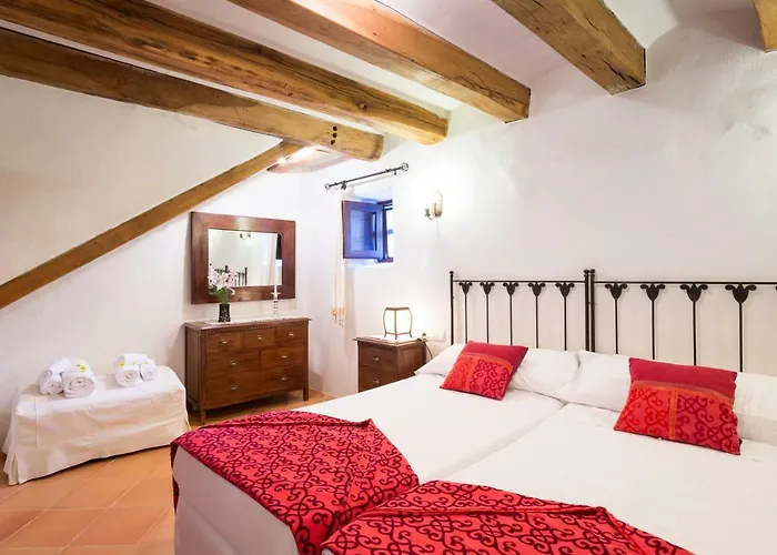 Caseres Santa Eulària des Riu