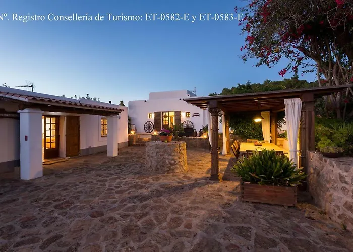 Holiday home Caseres Santa Eularia des Riu